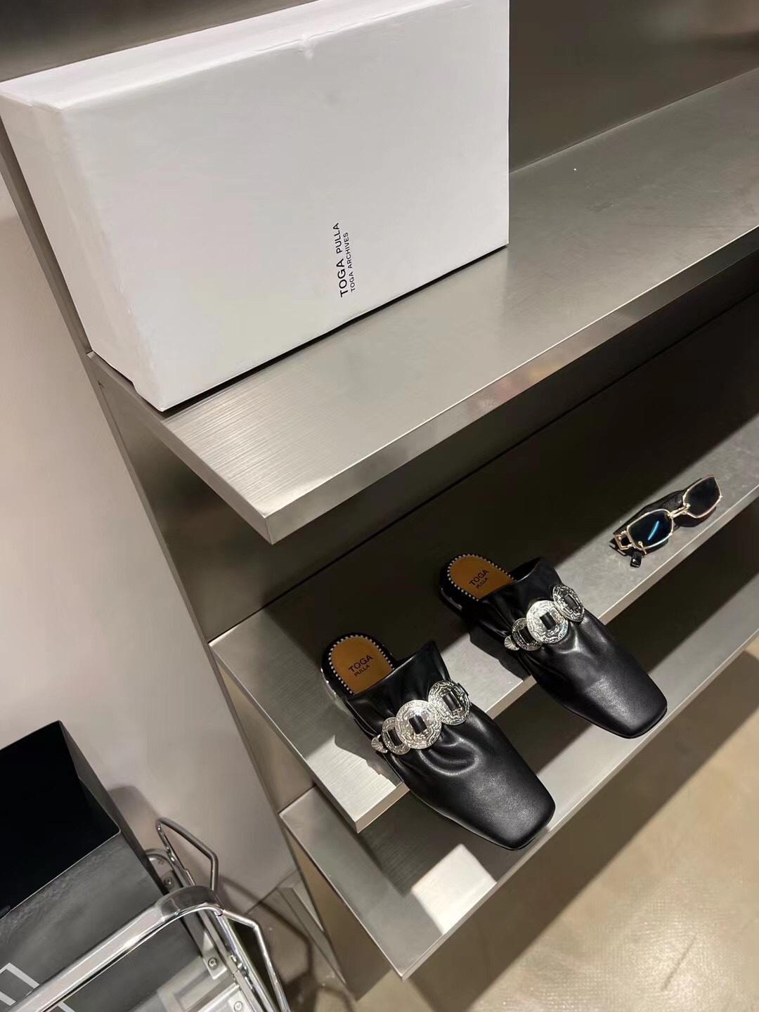 𝐓𝐨𝐠𝐚 𝐏𝐮𝐥𝐥𝐚 ｜𝟐𝟎𝟐𝟐/𝐒𝐒 𝐧𝐞𝐰 Exclusive quality toga pulla 2022/aw mullet slippers