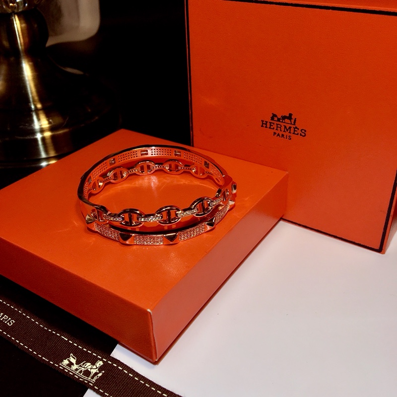 Hermes bracelet