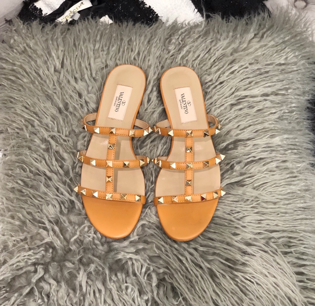 【Valentino】Valentino top version matte orange 3 strap flat slippers