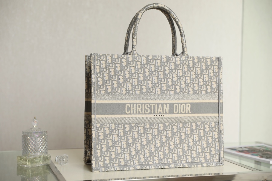DIOR TOTE old flower pattern