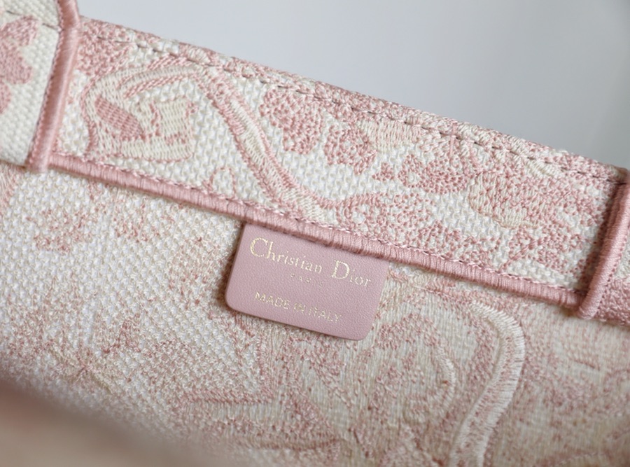 DIOR TOTE Pink Tiger