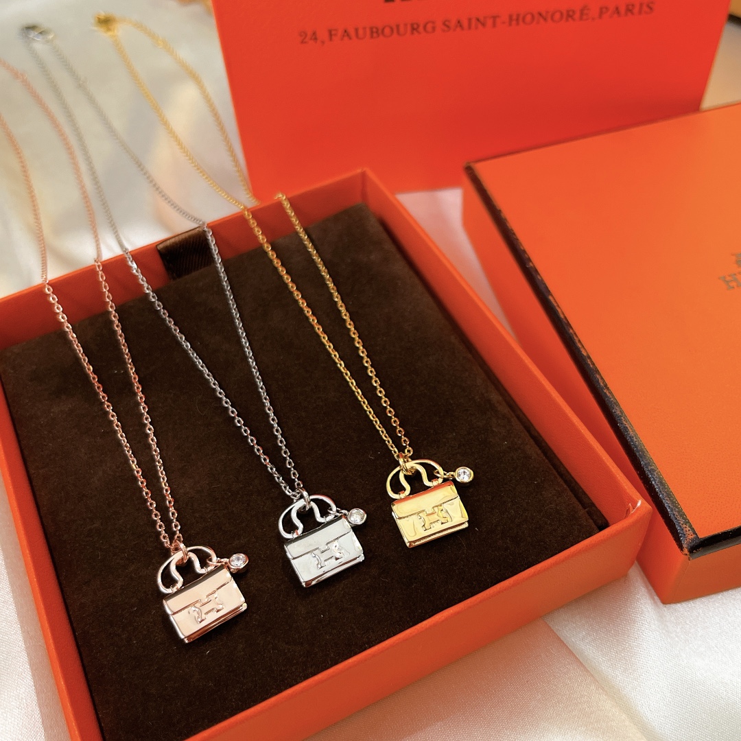 Hermes necklace