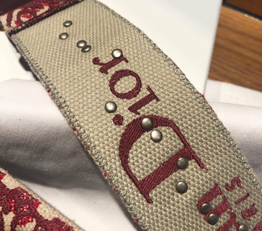 Dior Bohemian Roman burgundy straps ❤️