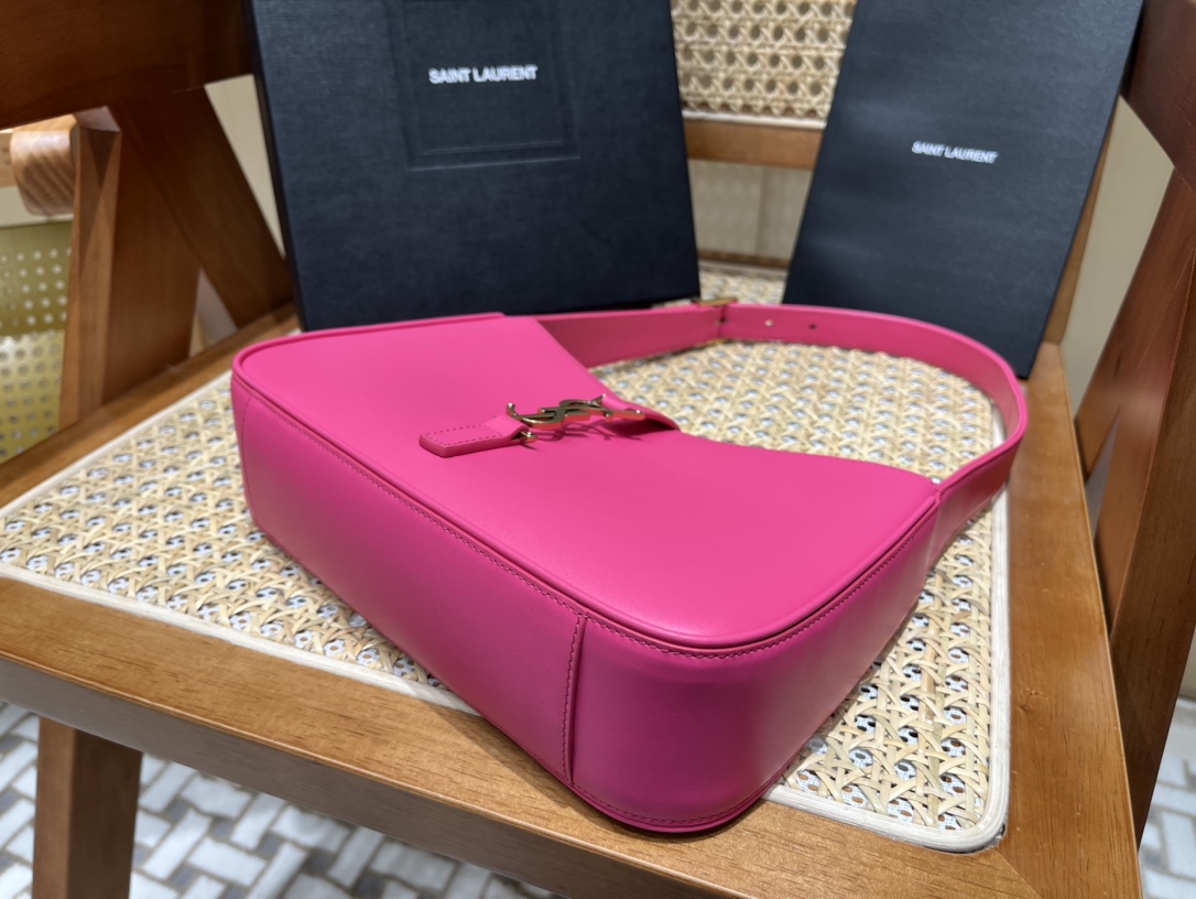 SAINT LAURENT Model: 657228 plain original leather.JD