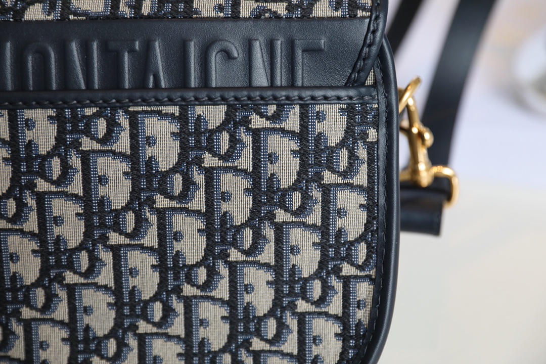 Old flower ❖ Medium 𝘾-𝟎𝟖𝟏 𝙙𝙞𝙤𝙧𝙗𝙤𝙗𝙗𝙗𝙮