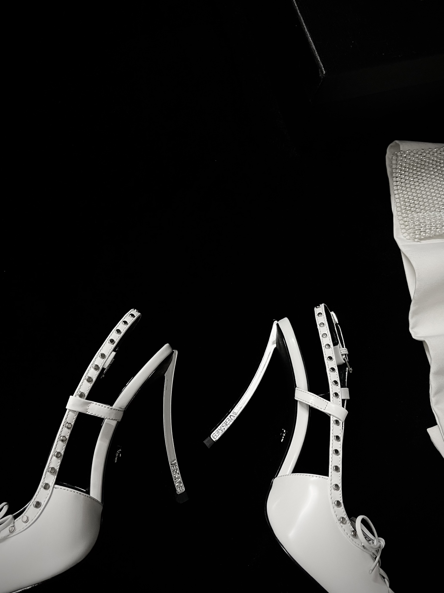 𝐕𝐞𝐫𝐬𝐚𝐜𝐞｜𝟐𝟎𝟐𝟐/𝐒𝐒 𝐧𝐞𝐰 Jensa single original custom cowhide open beads imported leather outsole