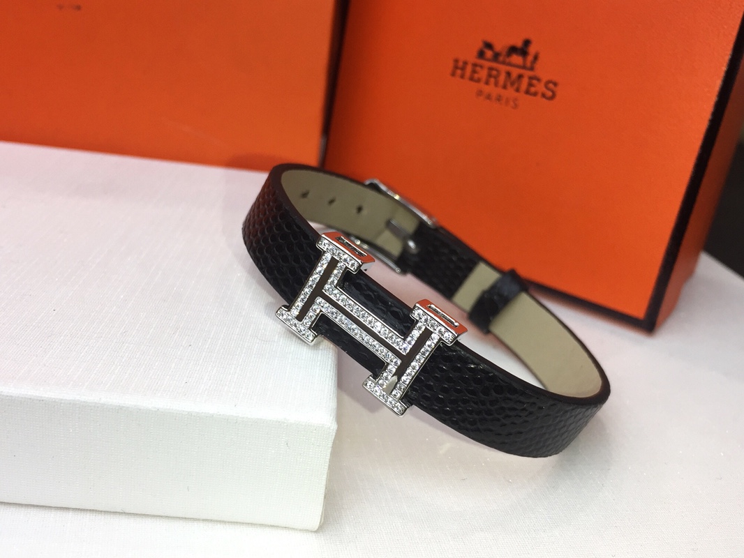 Hermes bracelet
