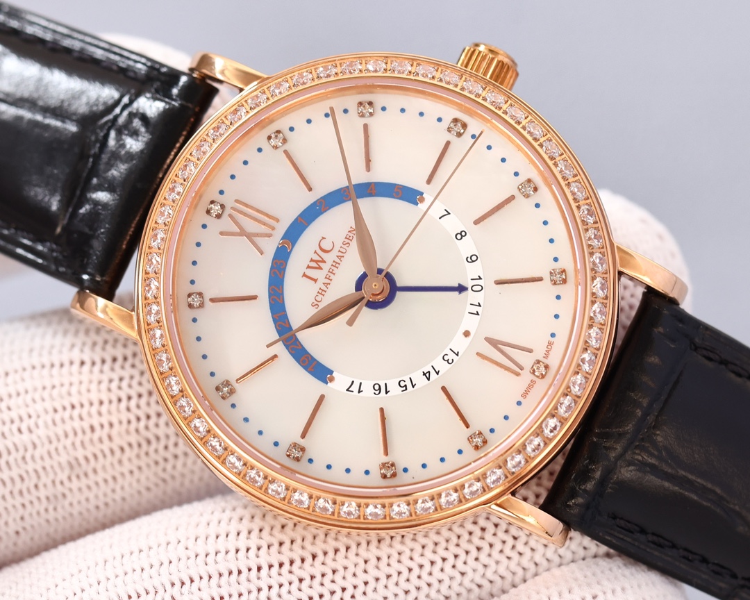 IWC- Portofino Men's Watch Movement EAT2836 in imported calfskin