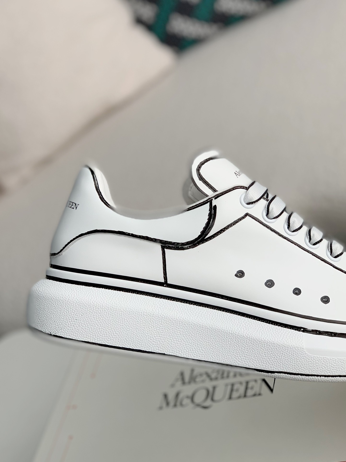 Alexander McQueen MQ White hand-painted Sneakers