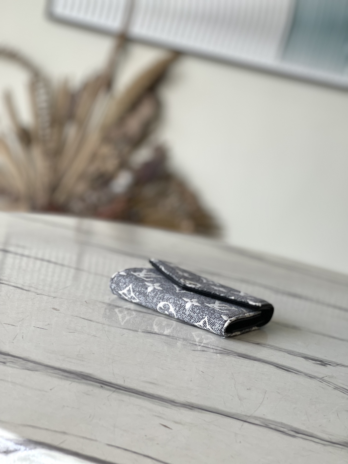 𝐋𝐎𝐔𝐈𝐒 𝐕𝐔𝐈𝐓𝐓𝐎𝐍    M81859