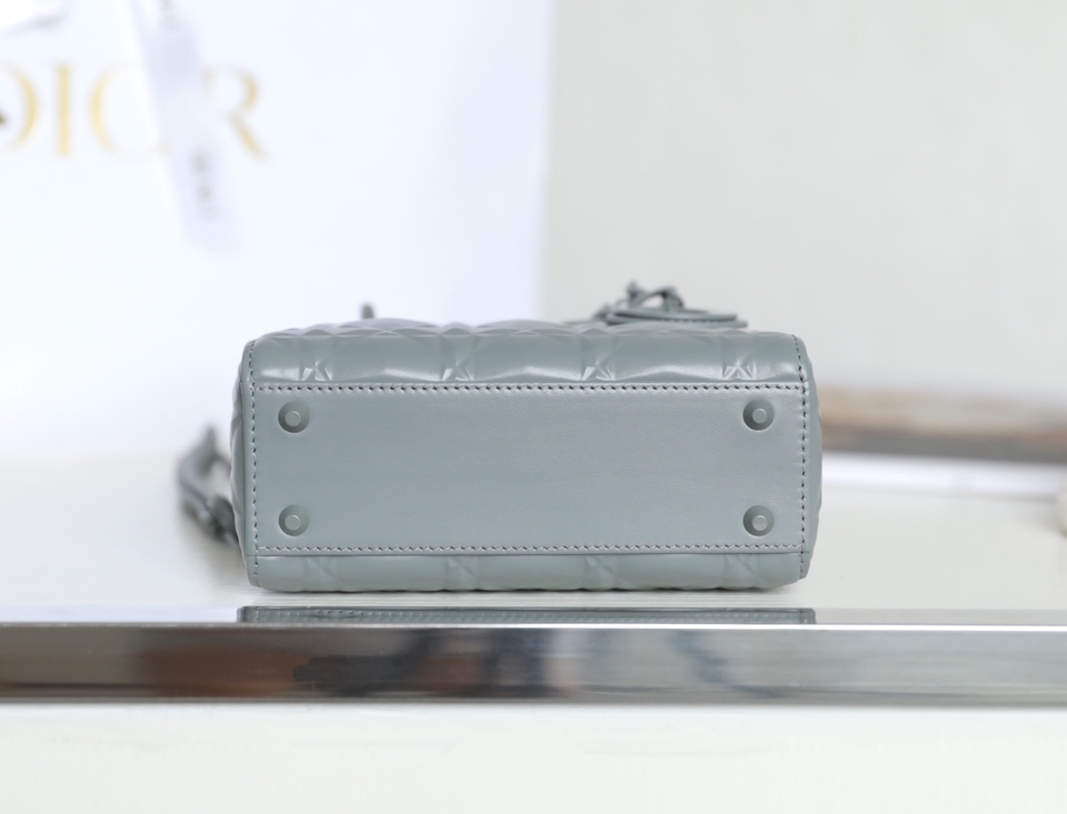 LADY DIOR Diamond Shaped Vine Gray DR-081