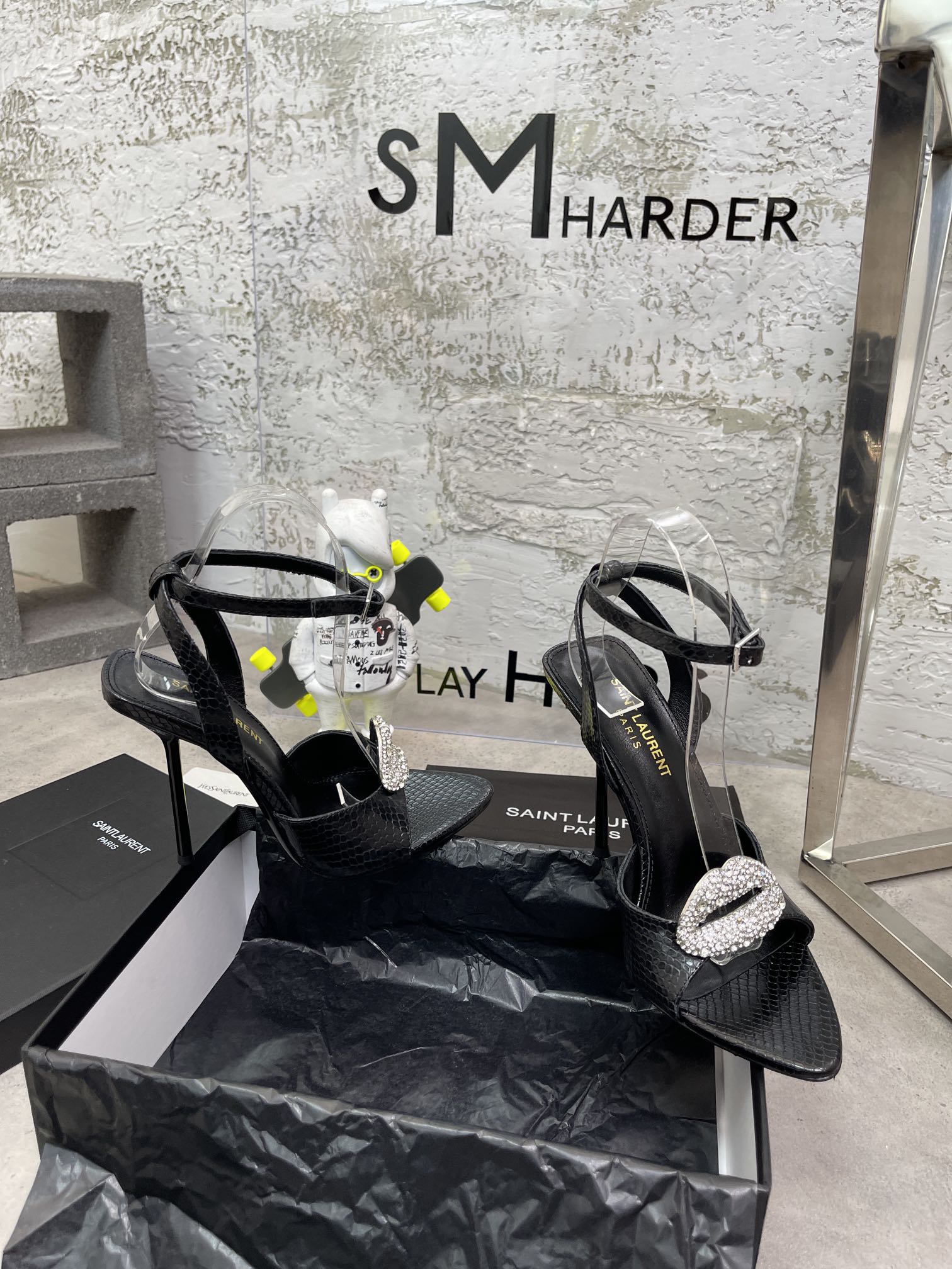 𝙎𝙖𝙞𝙣𝙩 𝙇𝙖𝙪𝙧𝙚𝙣𝙩 | 𝟐𝟎𝟐𝟐/𝐒𝐒 𝐧𝐞𝐰 YSL｜Early spring hot ysl high heel sandals Italian leather sole