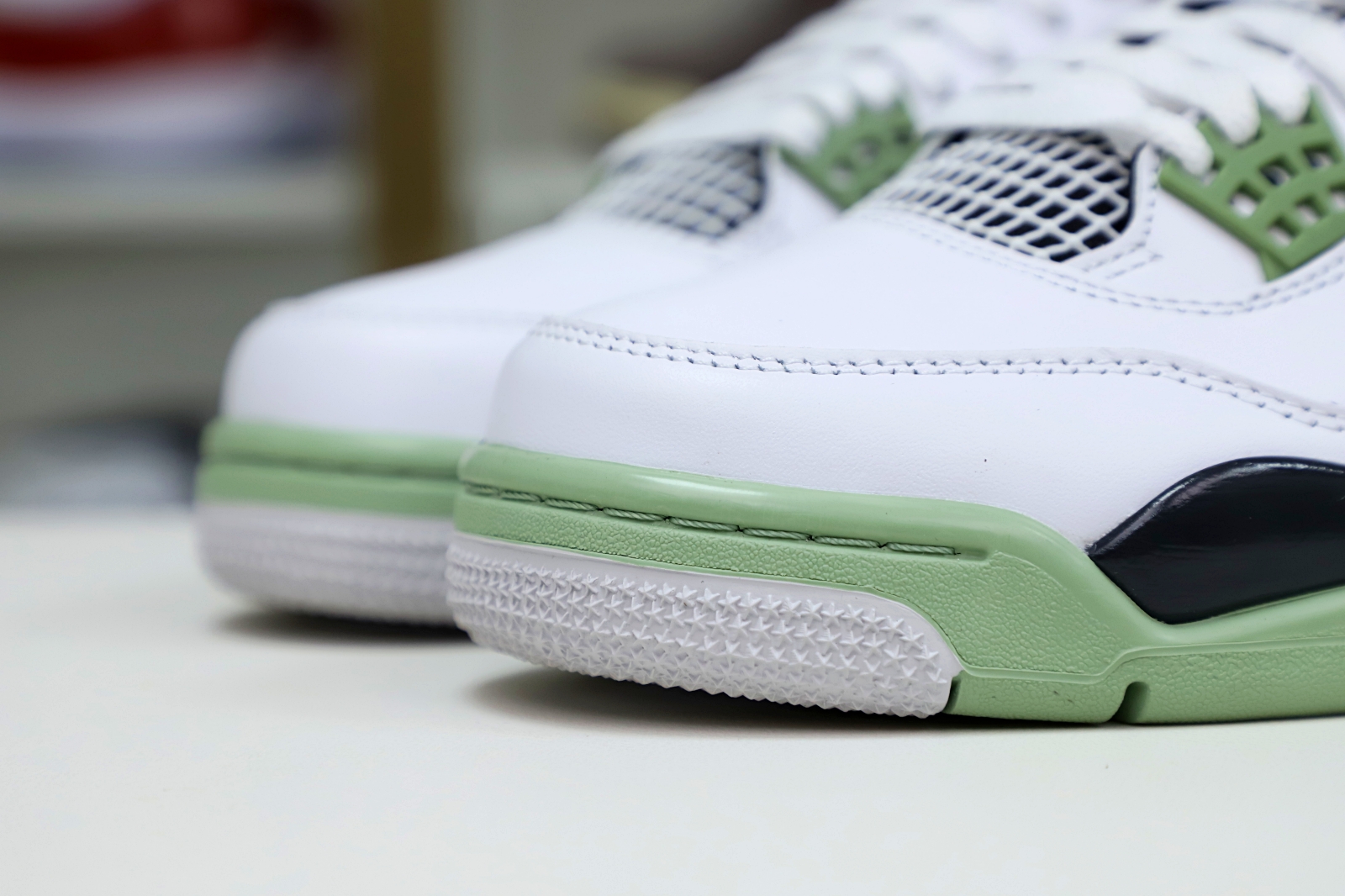 AIR JORDAN 4 SEAFOAM