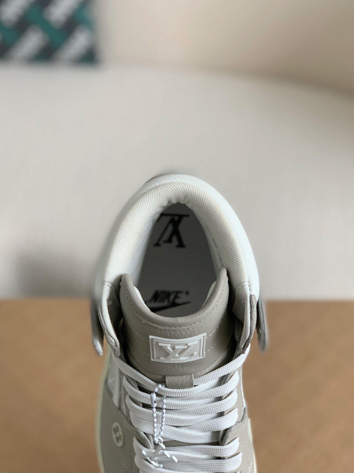 Louis Vuitton x Nike Air Jorda 1 High AJ1 Sneakers