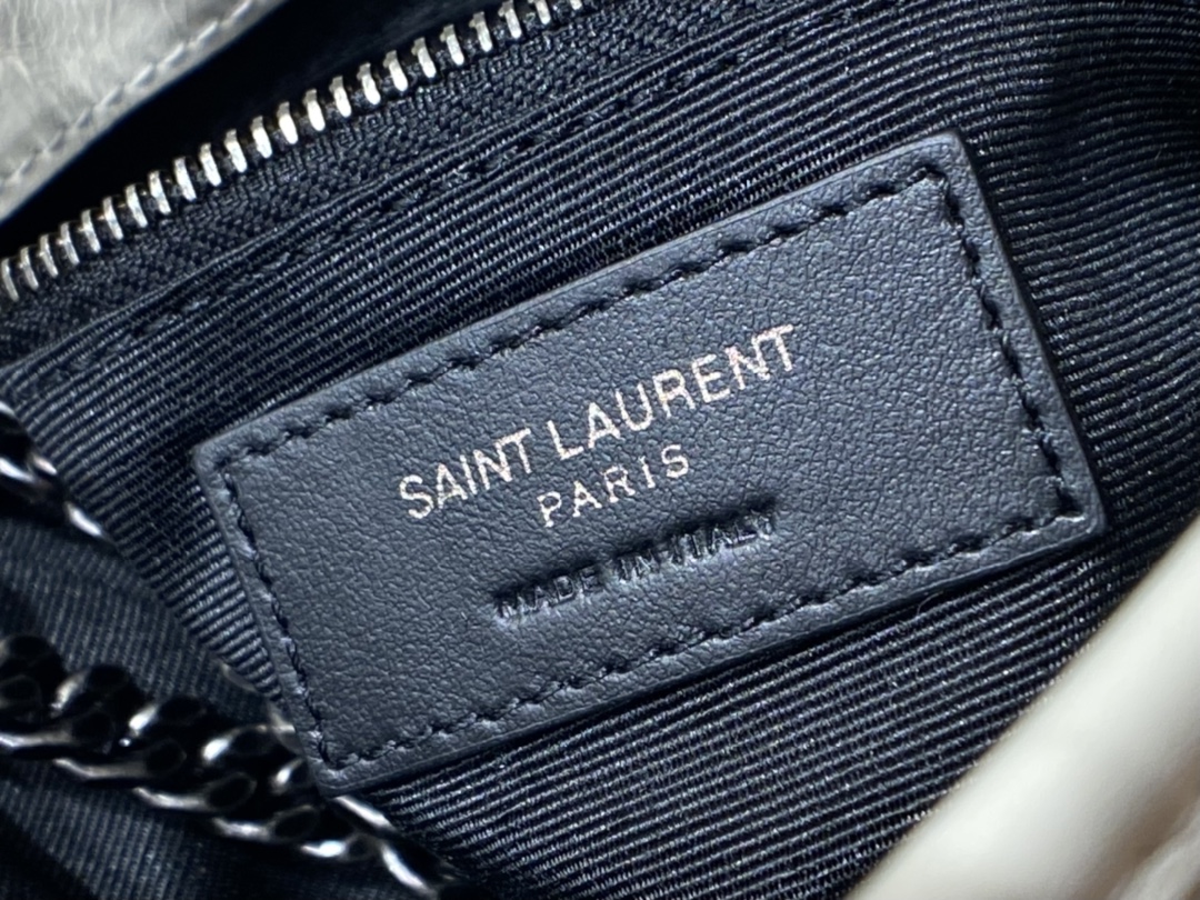 SAINT LAURENT  #583103