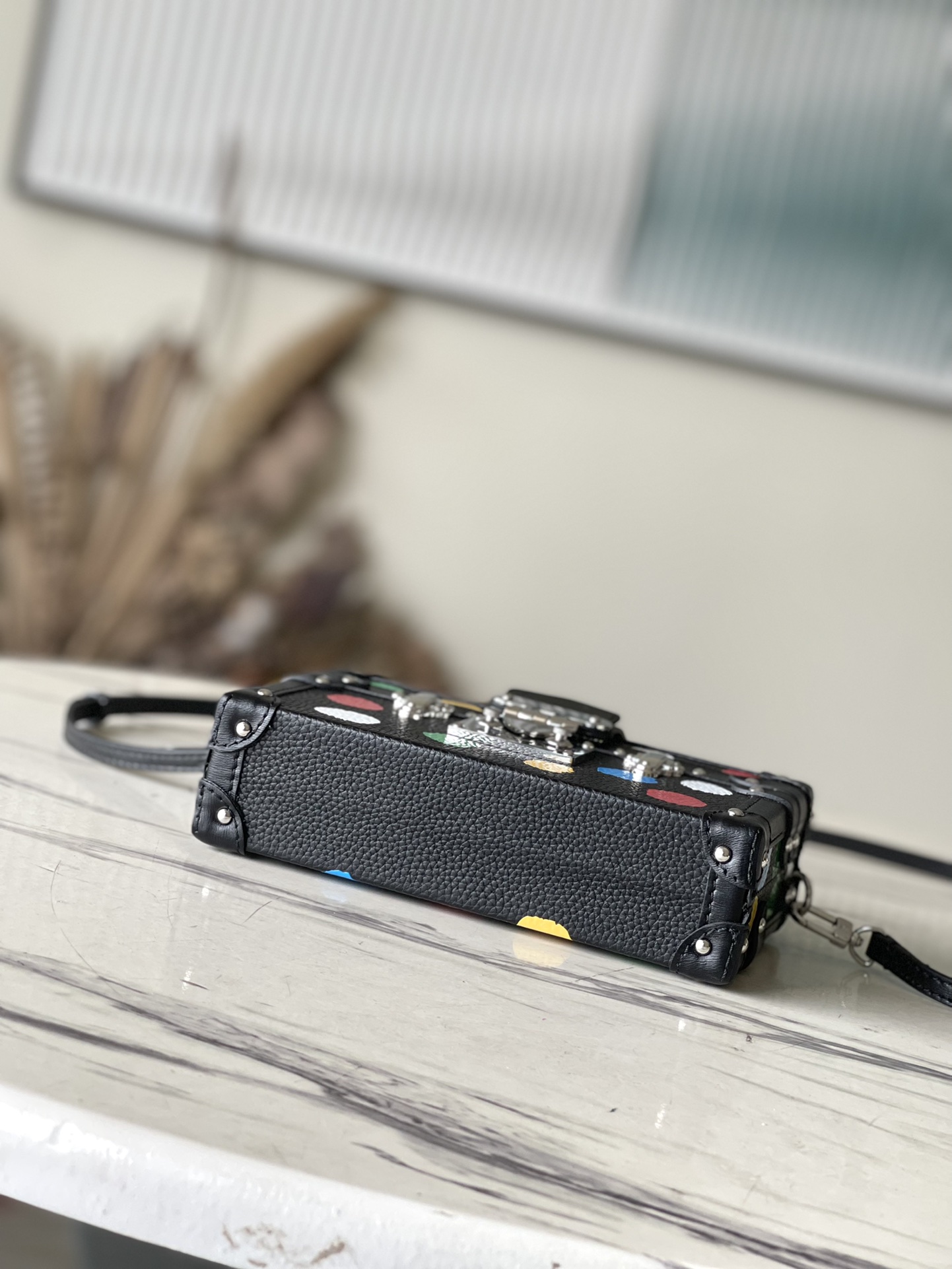 𝐋𝐎𝐔𝐈𝐒 𝐕𝐔𝐈𝐓𝐓𝐎𝐍 M21621 Yayoi Kusama series