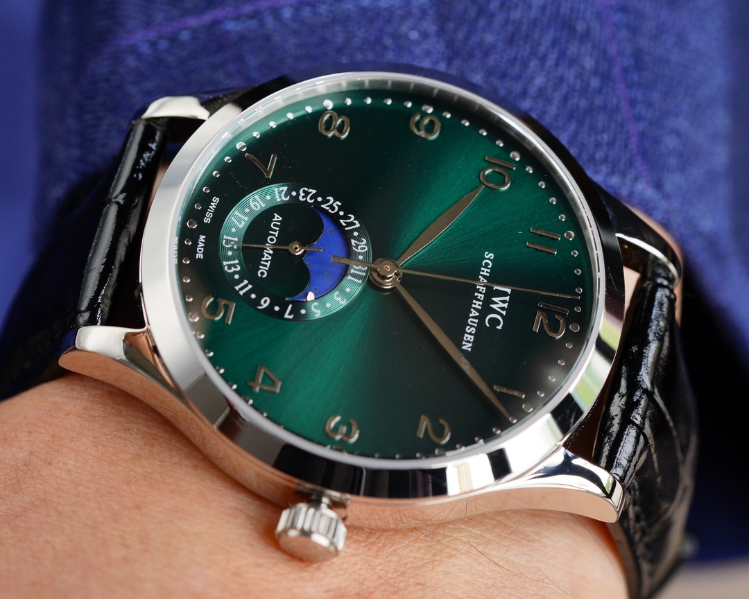 IWC- Moonphase Swiss ETA 2824-2 movement 316 stainless steel case