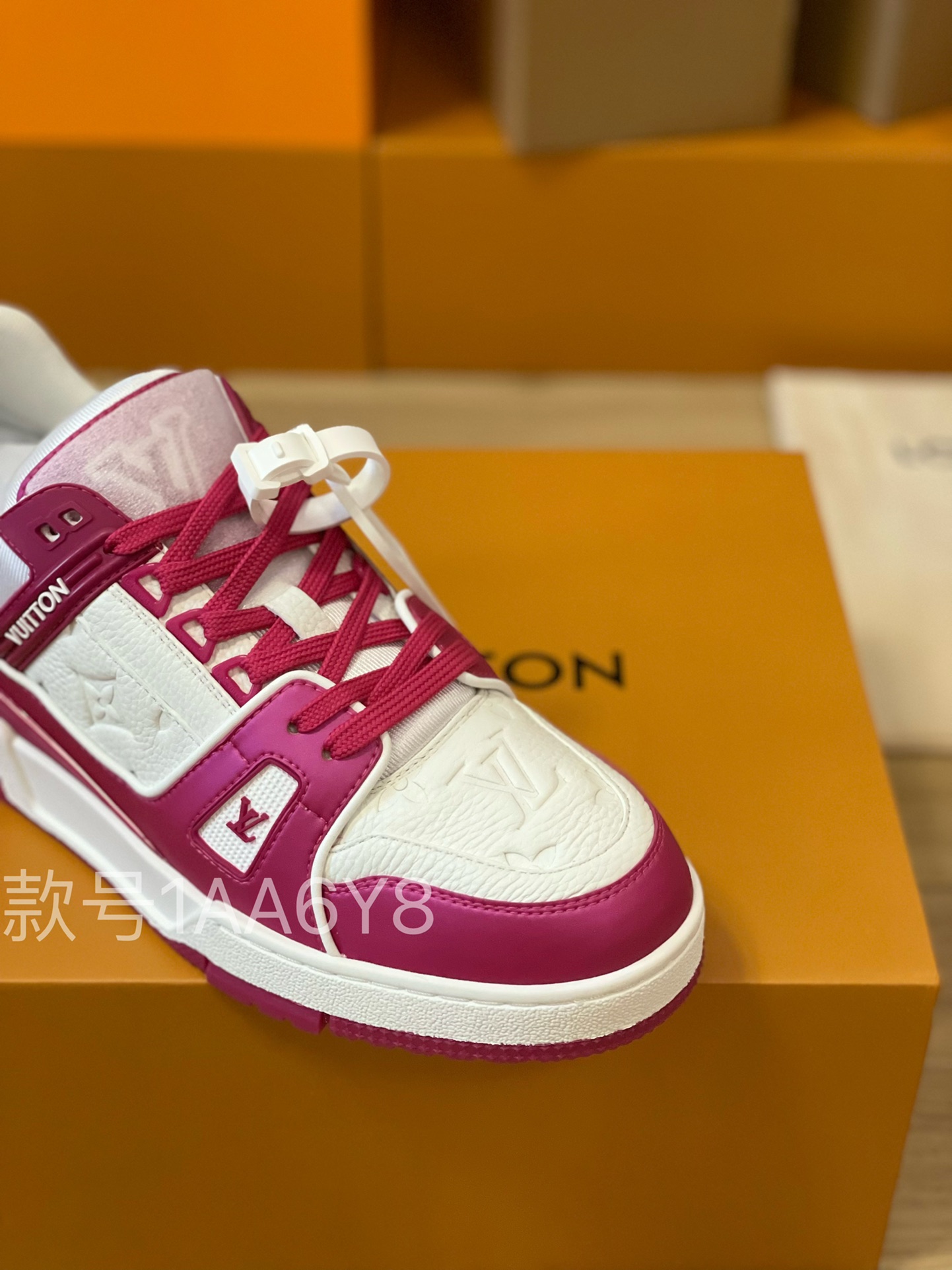 Louis Vuitton Trainer couple style 1AA6Y8