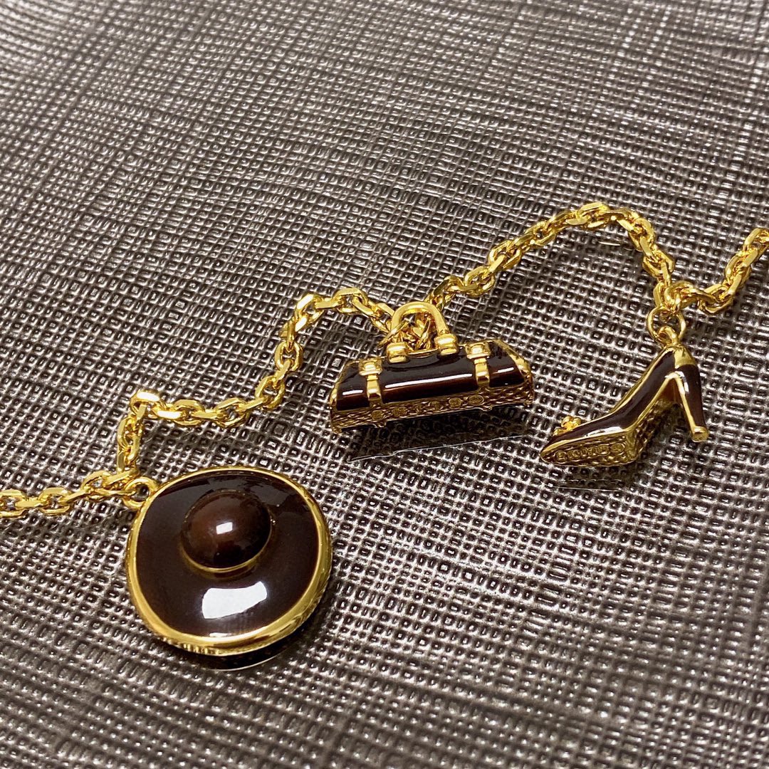 Celine necklace