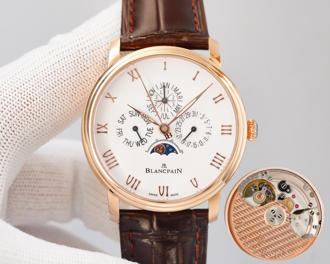 Blancpain - This functional watch comes from the classic Blancpain collection