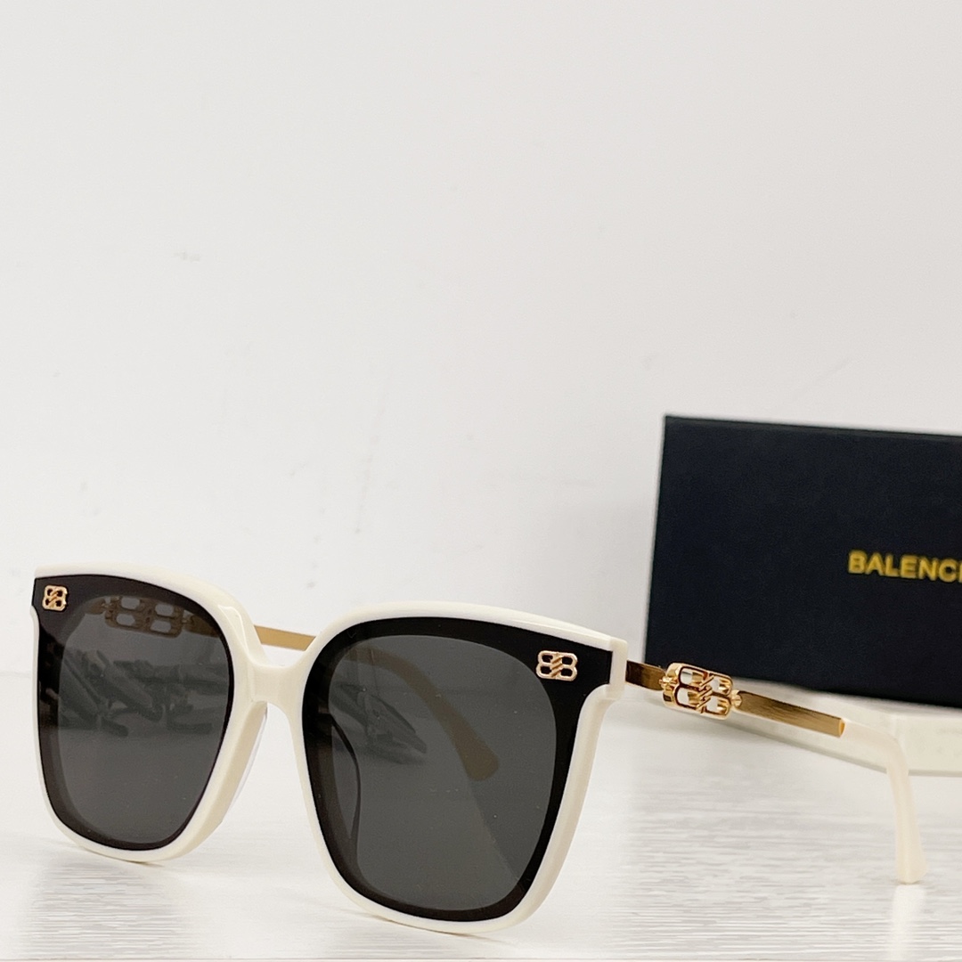 BALENCIAGE MODEL: BB0287S