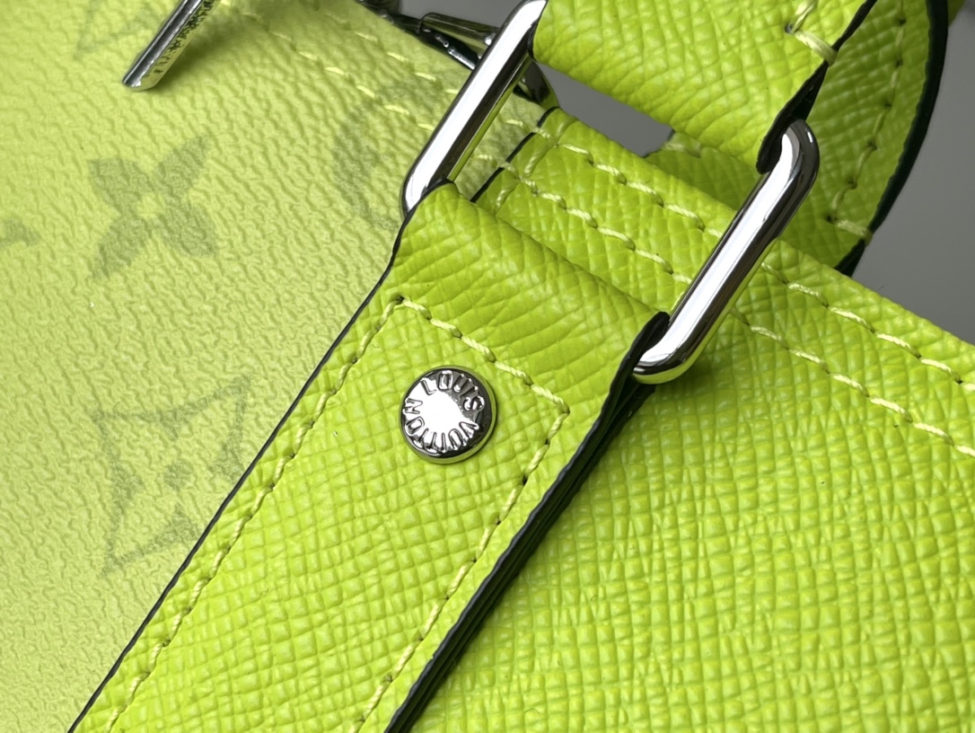 𝐋𝐎𝐔𝐈𝐒 𝐕𝐔𝐈𝐓𝐓𝐎𝐍 M30941 Keepall 50 Bandoulière travel bag