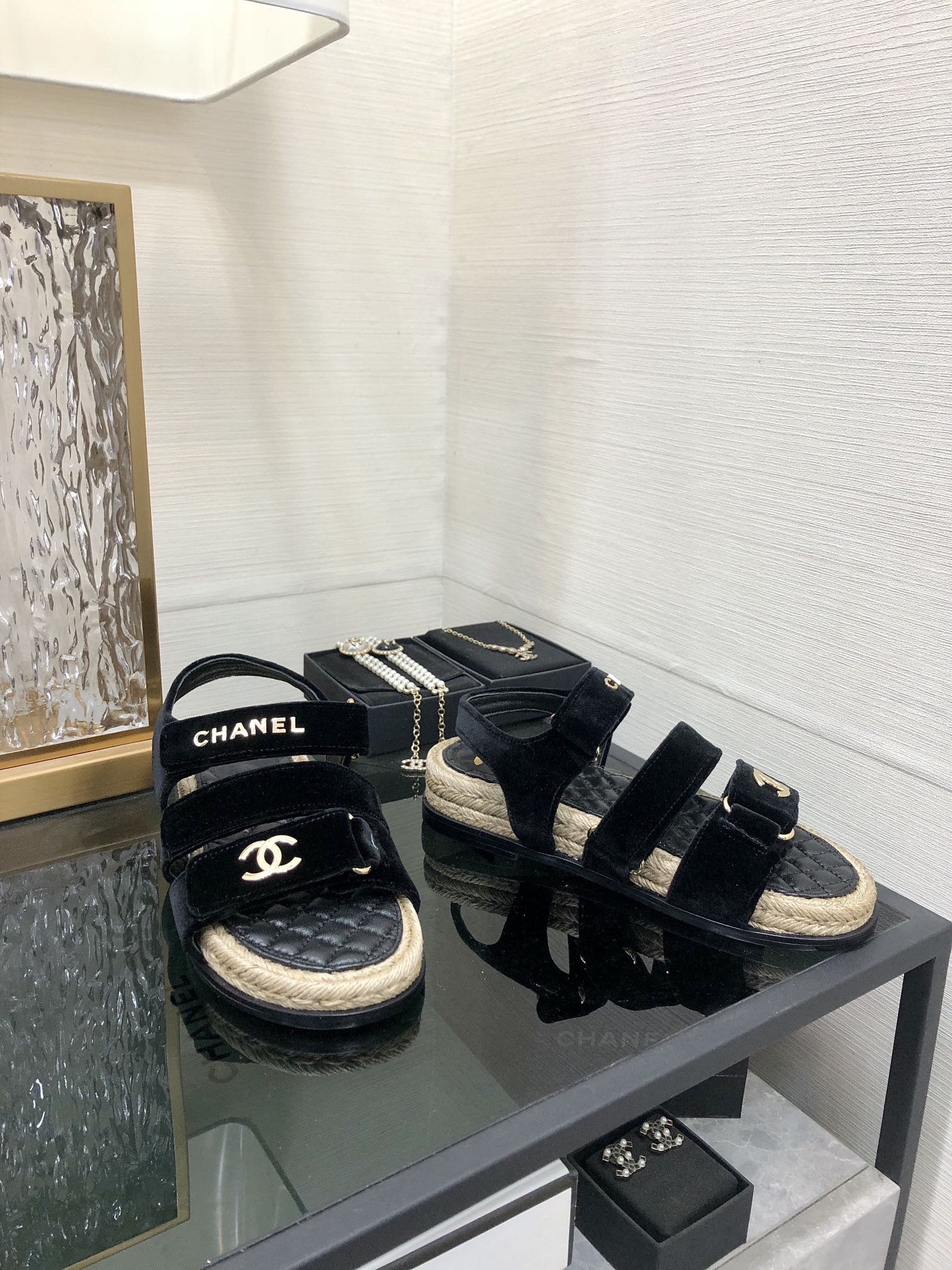 CHANEL 2023 spring and summer latest woven velcro sandals Japan imported woven materials