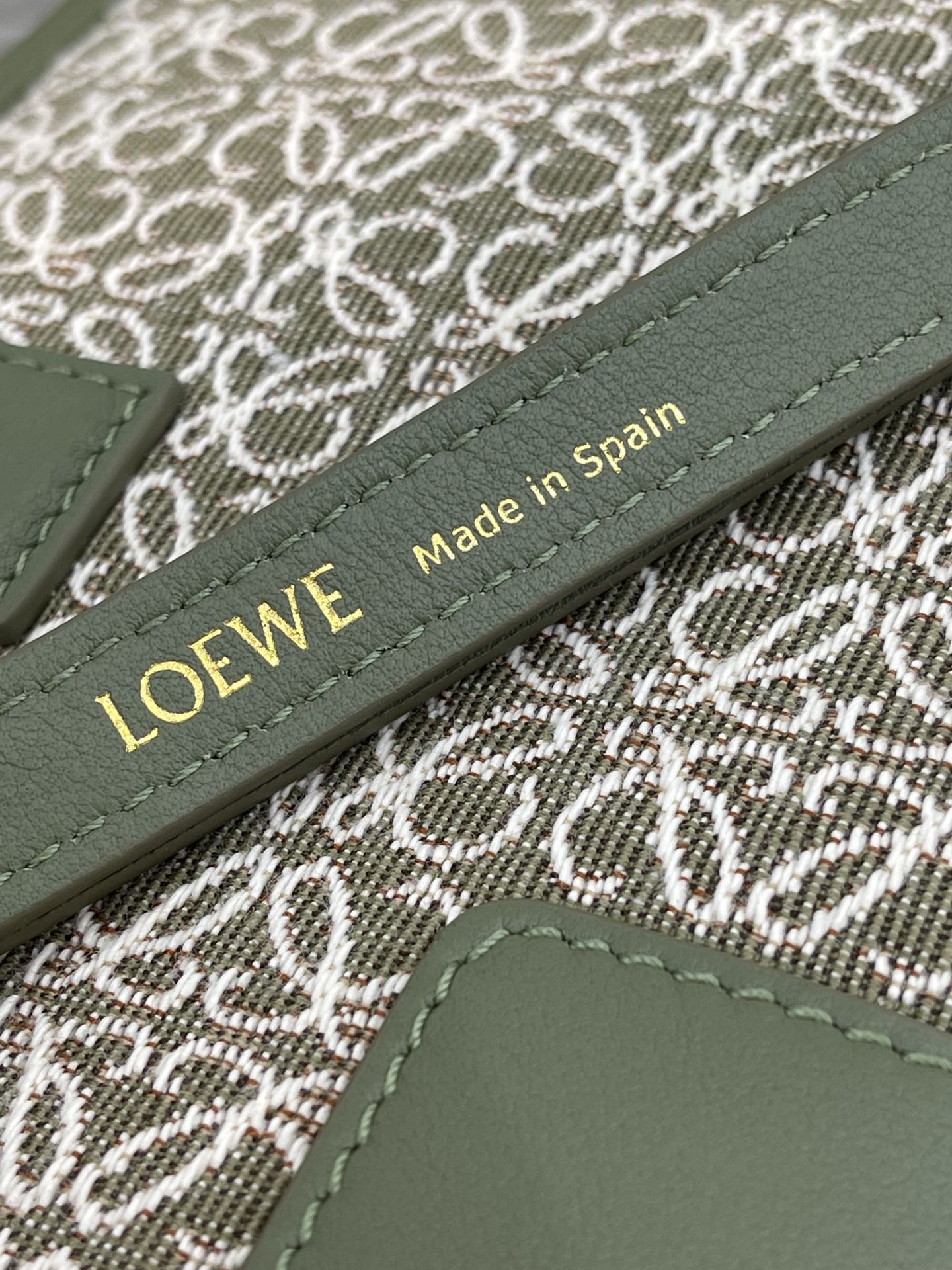 LOEWE #10523