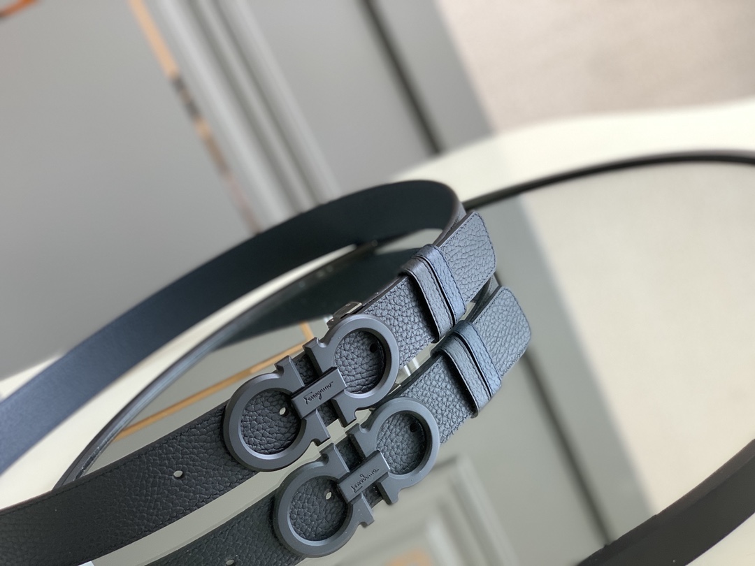FERRAGAMO with original Gancio hardware