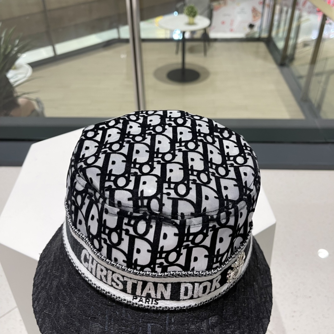 Dior counter new comfortable full print embroidery hat