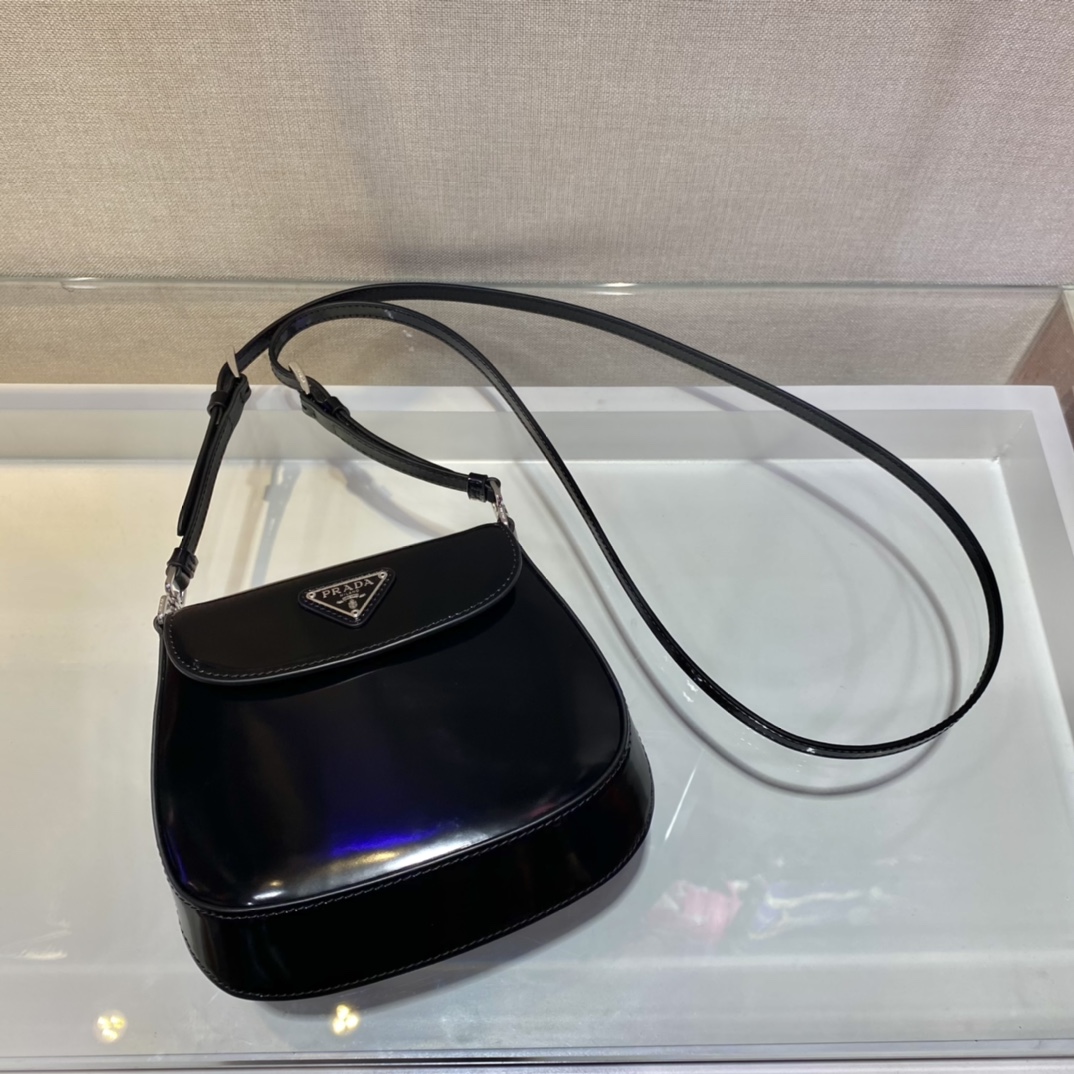 𝐏𝐑𝐀𝐃𝐀 mini 1BH188