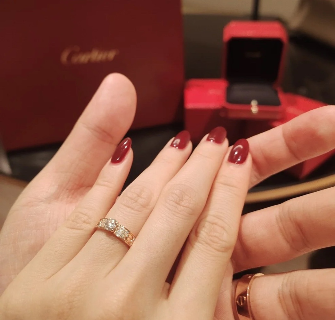Cartier ring