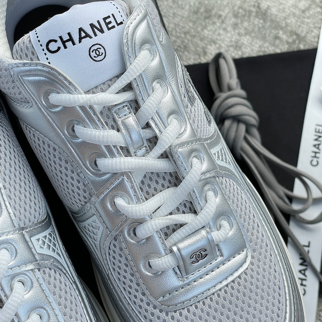 CHANEL A very good-looking sneaker TPU outsole Custom fabric metallic texture