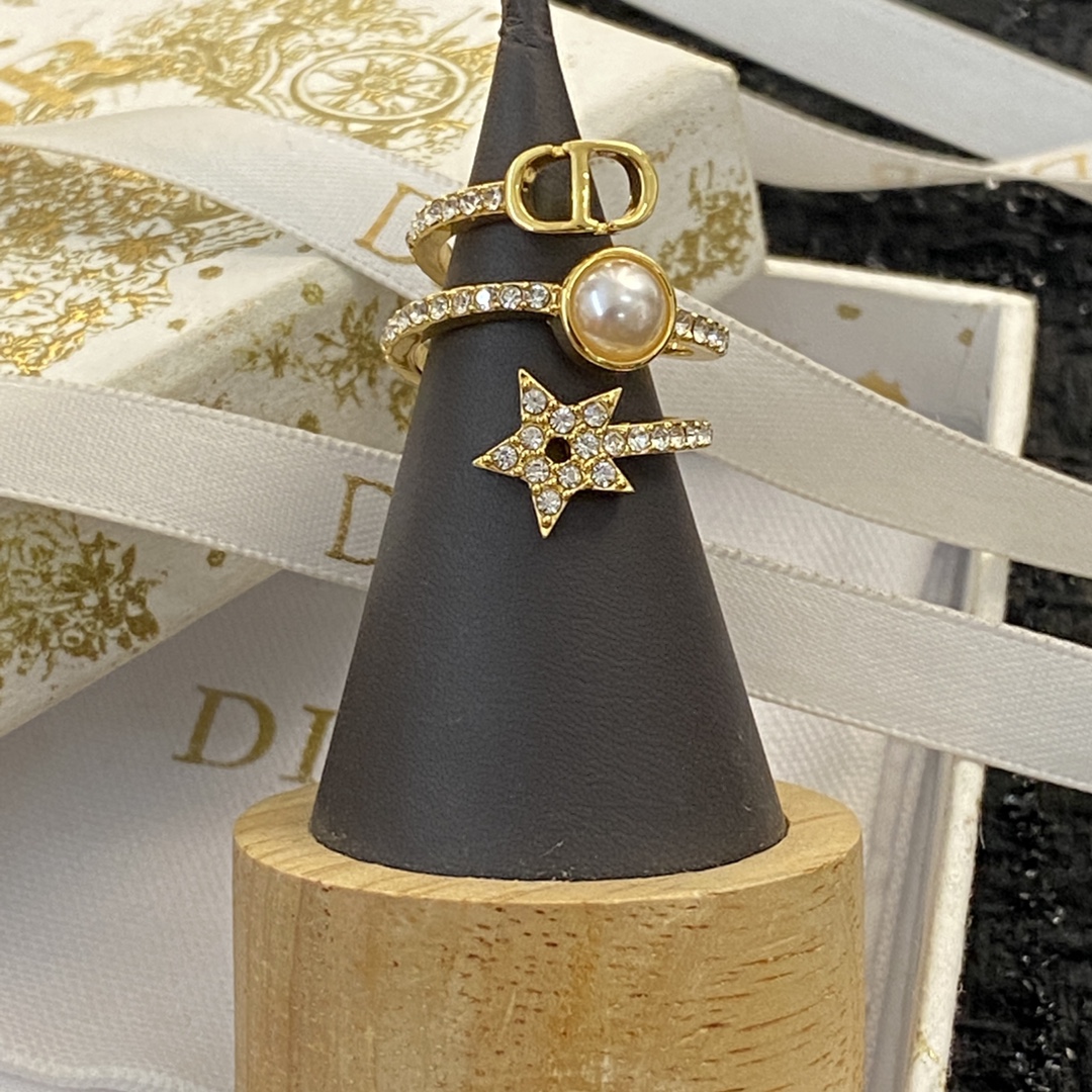 Dior ring
