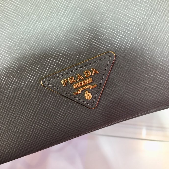 𝐏𝐑𝐀𝐃𝐀 New 1BZ032 Bucket Bag