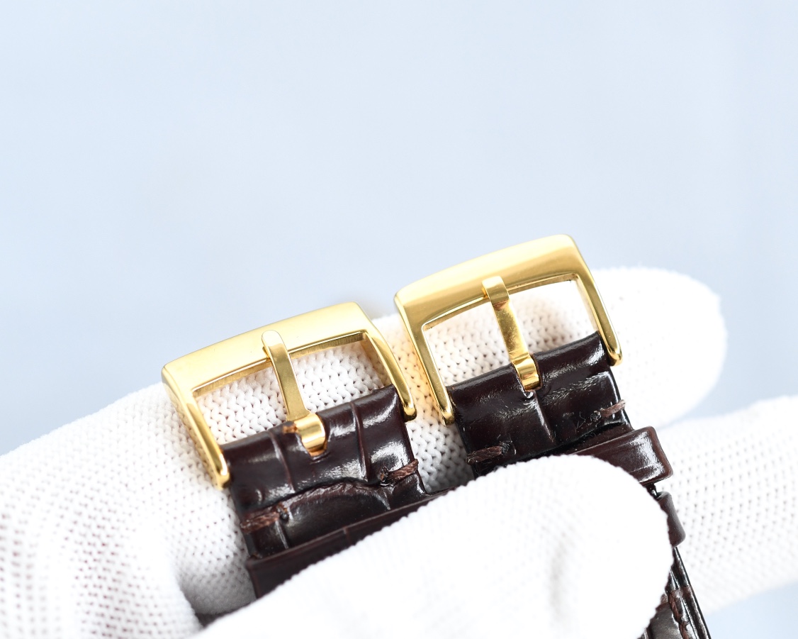 Piaget Treasure Series Couple Watches