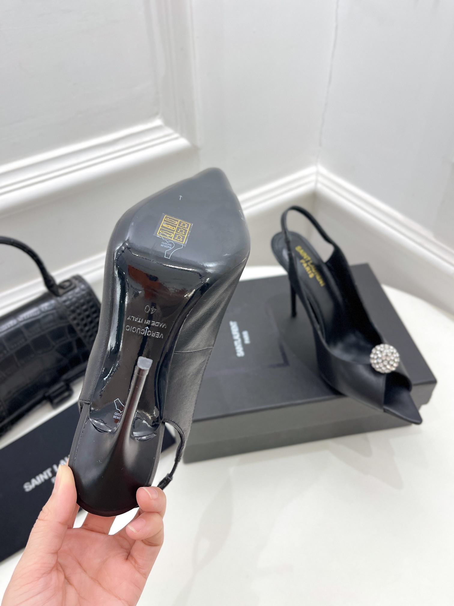 𝙎𝙖𝙞𝙣𝙩 𝙇𝙖𝙪𝙧𝙚𝙣𝙩 | 𝟐𝟎𝟐𝟏/𝐒𝐒 𝐧𝐞𝐰 YSL｜Roland 2022/fw early spring new baked high heels