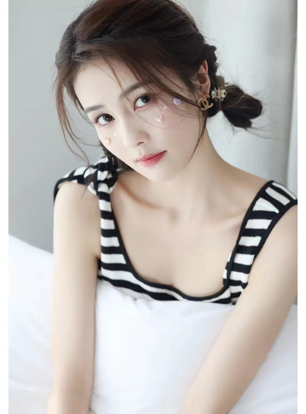 CHANEL🇫🇷Xiaoxiang Finely carved and printed letter earrings earrings