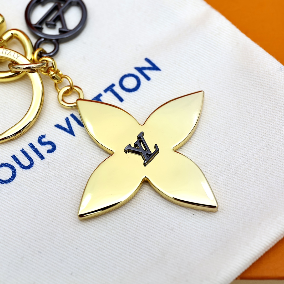 Louis Vuitton Lv Keychain Chain bag accessory