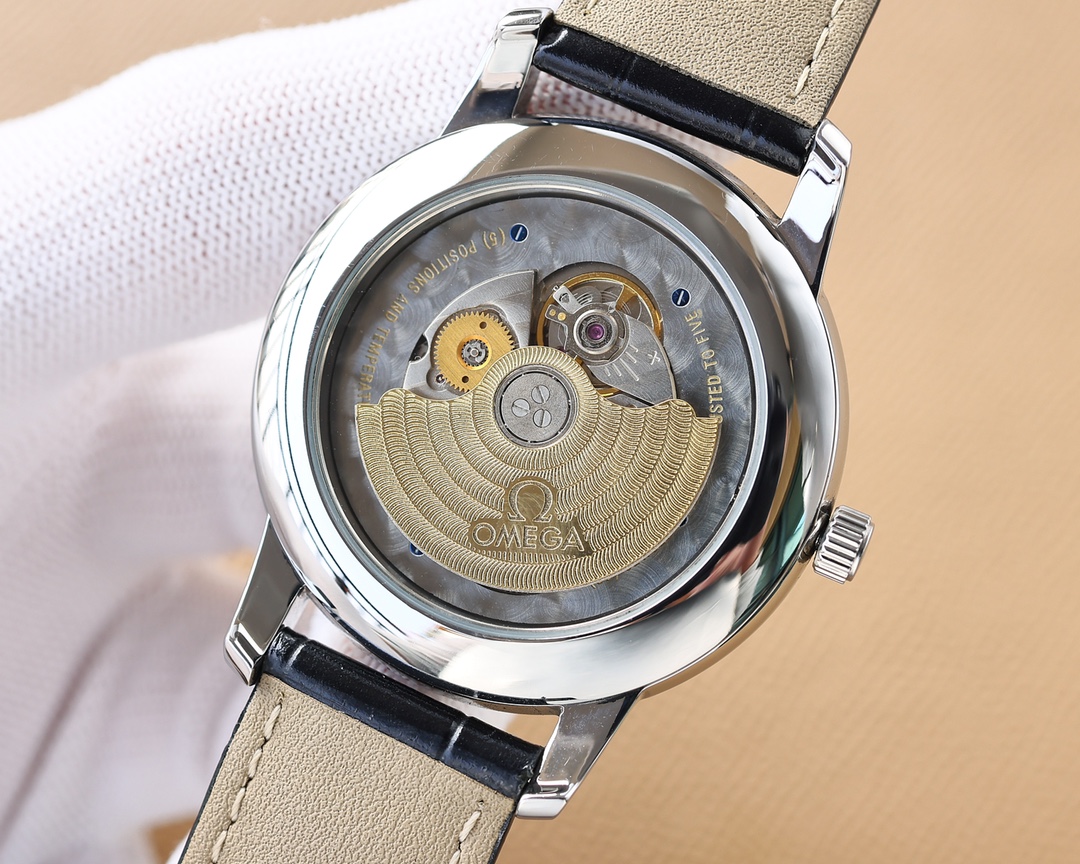Omega Men's Automatic Mechanical Watch