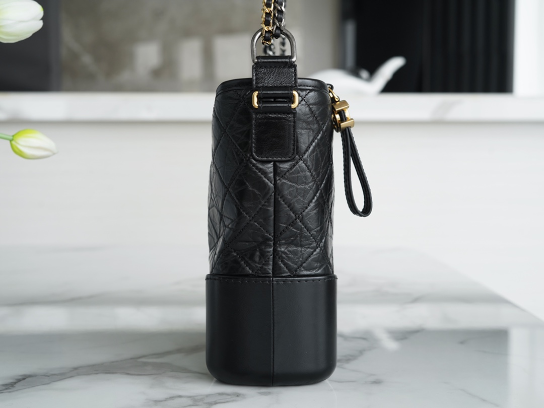 𝗖𝗵𝗮𝗻𝗲𝗹 𝗚𝗮𝗯𝗿𝗶𝗲𝗹𝗲❥ classic stray bag Italy 🇮🇹 