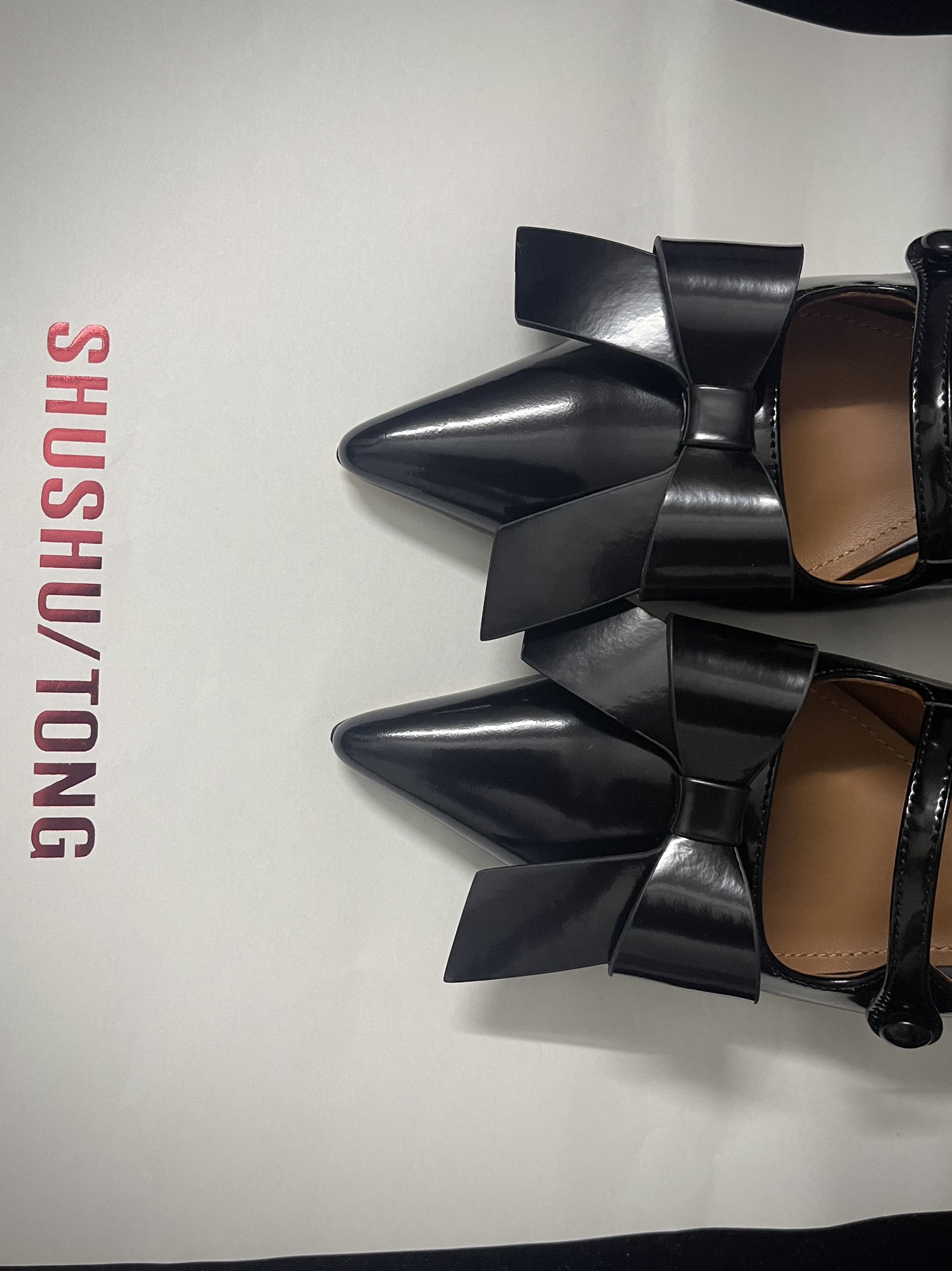 𝐒𝐇𝐔𝐒𝐇𝐔𝐓𝐎𝐍𝐆｜𝟐𝟎𝟐𝟑/𝐒𝐒 𝐧𝐞𝐰 The most bow-tied and best-looking shoe of the year