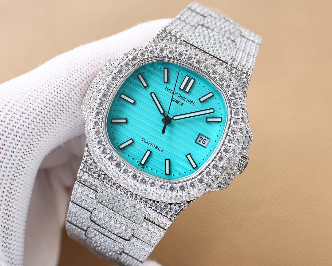 Patek Philippe Platinum Nautilus Watches