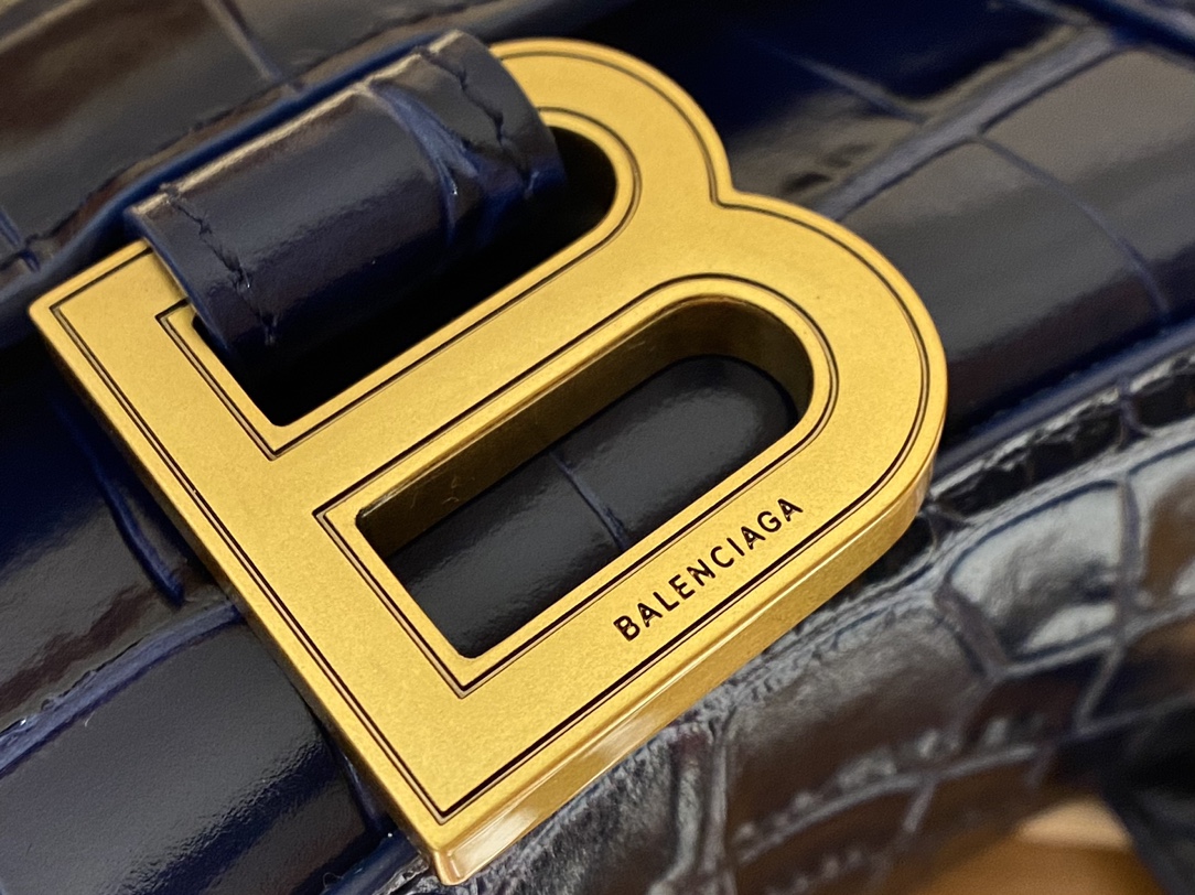 BALENCIAGA 𝐇𝐨𝐮𝐫𝐠𝐥𝐚𝐬𝐬 𝐗𝐒 crocodile-textured cowhide