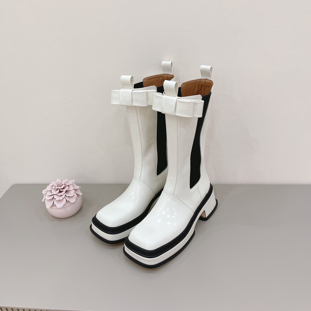 shushuton | 𝟐𝟎𝟐𝟏/𝐒𝐒 𝐧𝐞𝐰 2022 fall and winter runway show models, thick-soled square toe waterproof platform boots