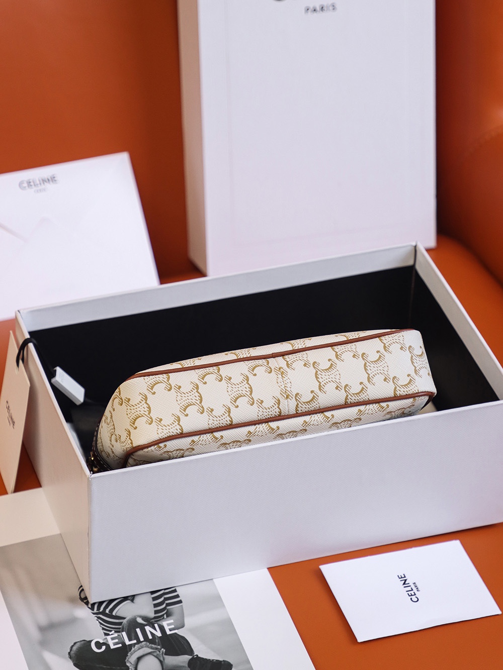 𝐂𝐞𝐥𝐢𝐧𝐞  𝐏𝐀𝐓𝐀𝐏𝐀𝐍𝐒 #196252