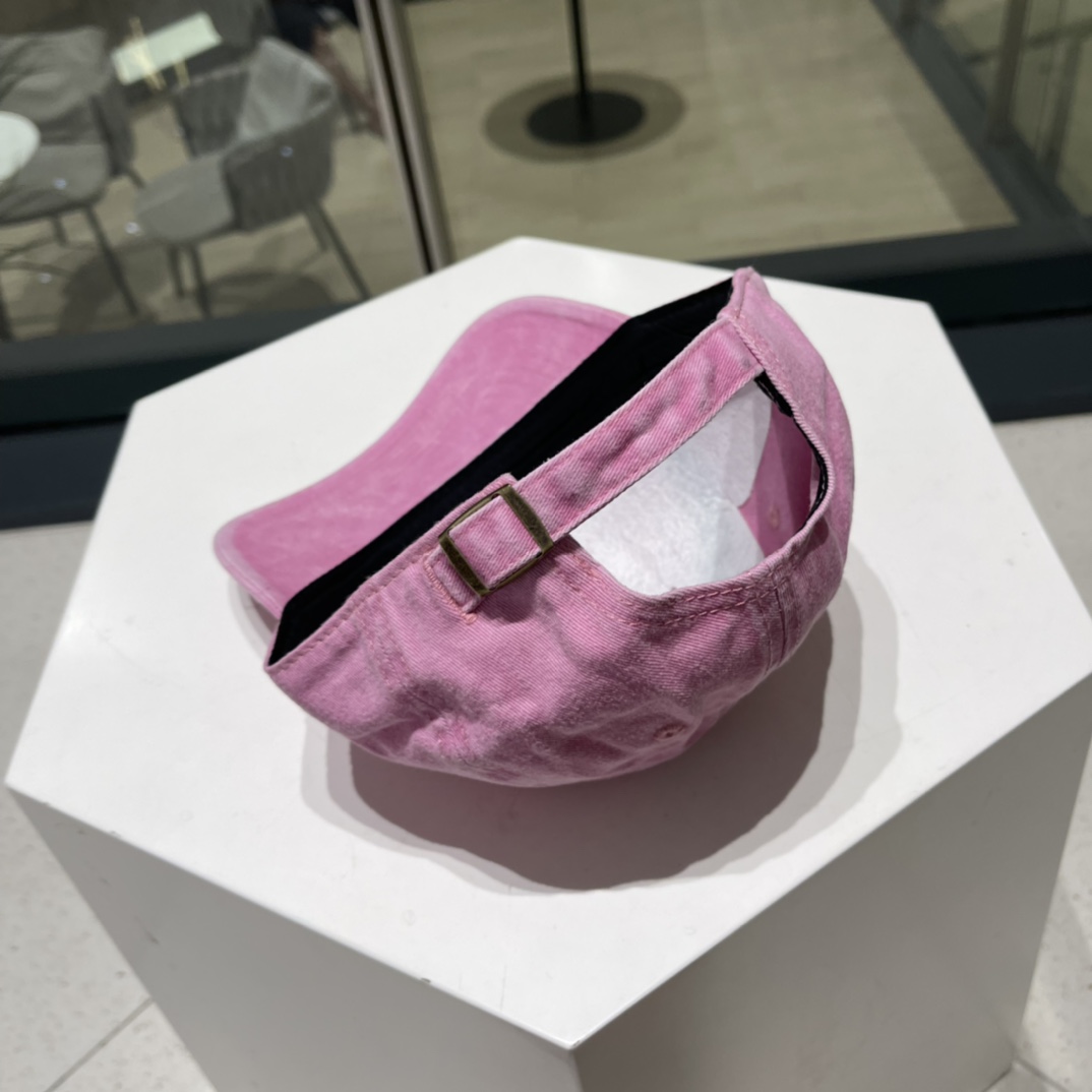 Balenciaga new high-end baseball cap