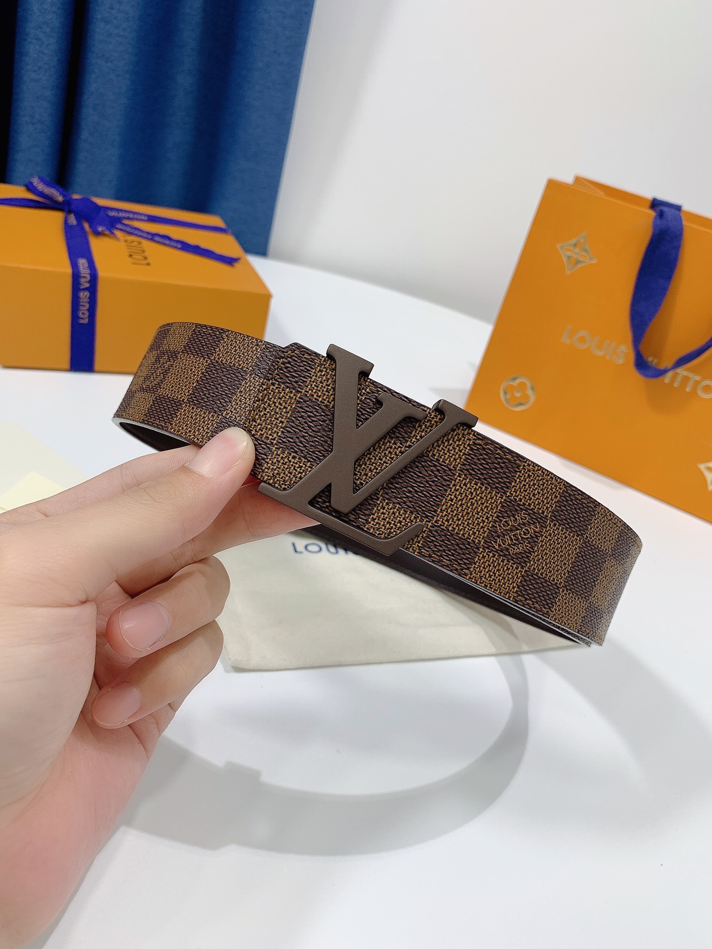 LOUIS VUITTO genuine integrated casting hardware