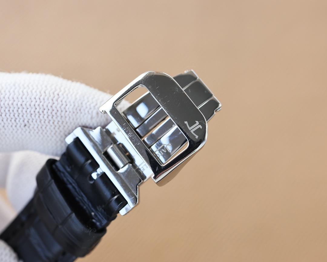 Jaeger-LeCoultre Master Ultra-thin Collection