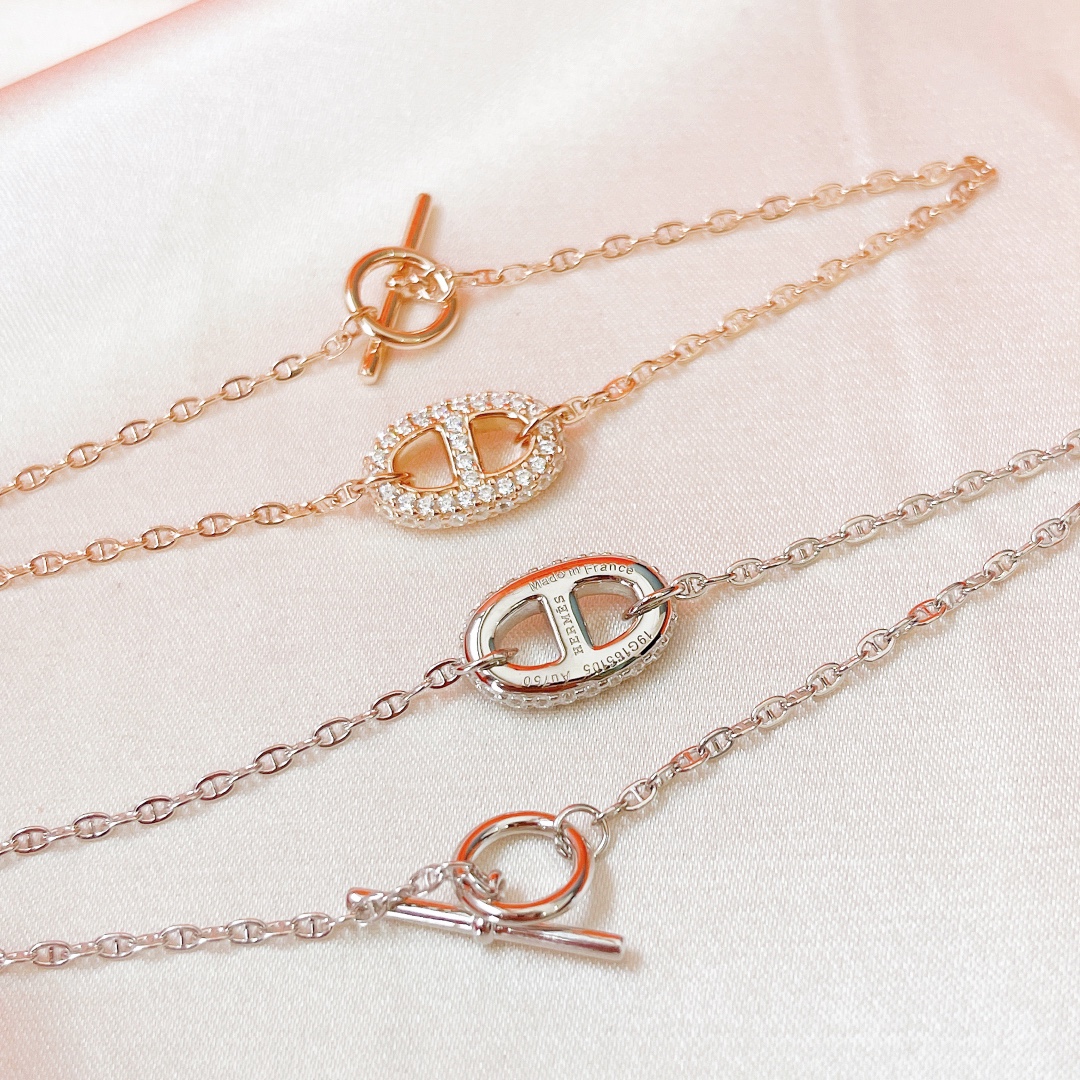 Hermes bracelet